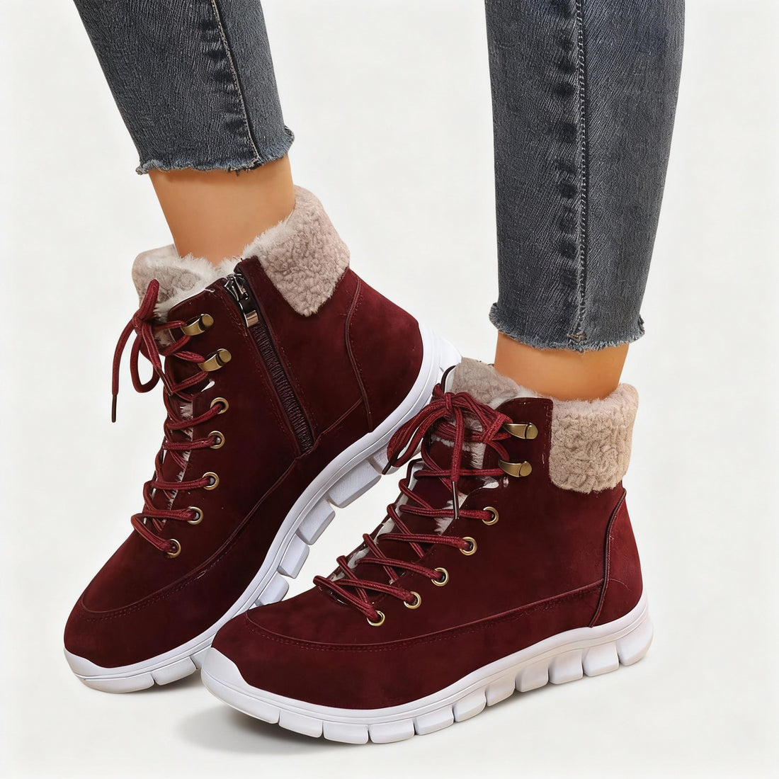 Women’s fur-lined winter boots