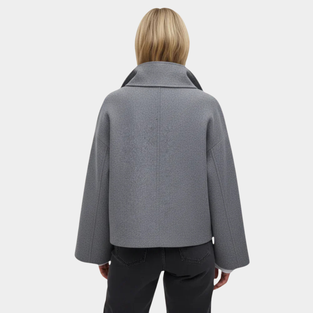 Elegant short jacket with large collar for women