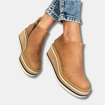 Violet - Chic Fashion Boots for a Modern, Effortless Look