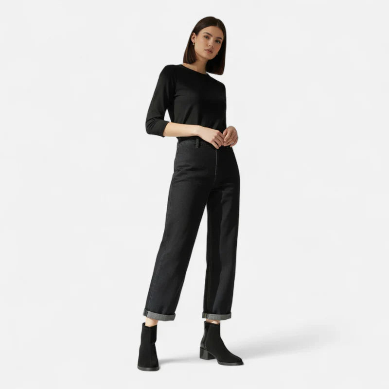 Suede ankle boots for women with mid heel and square toe