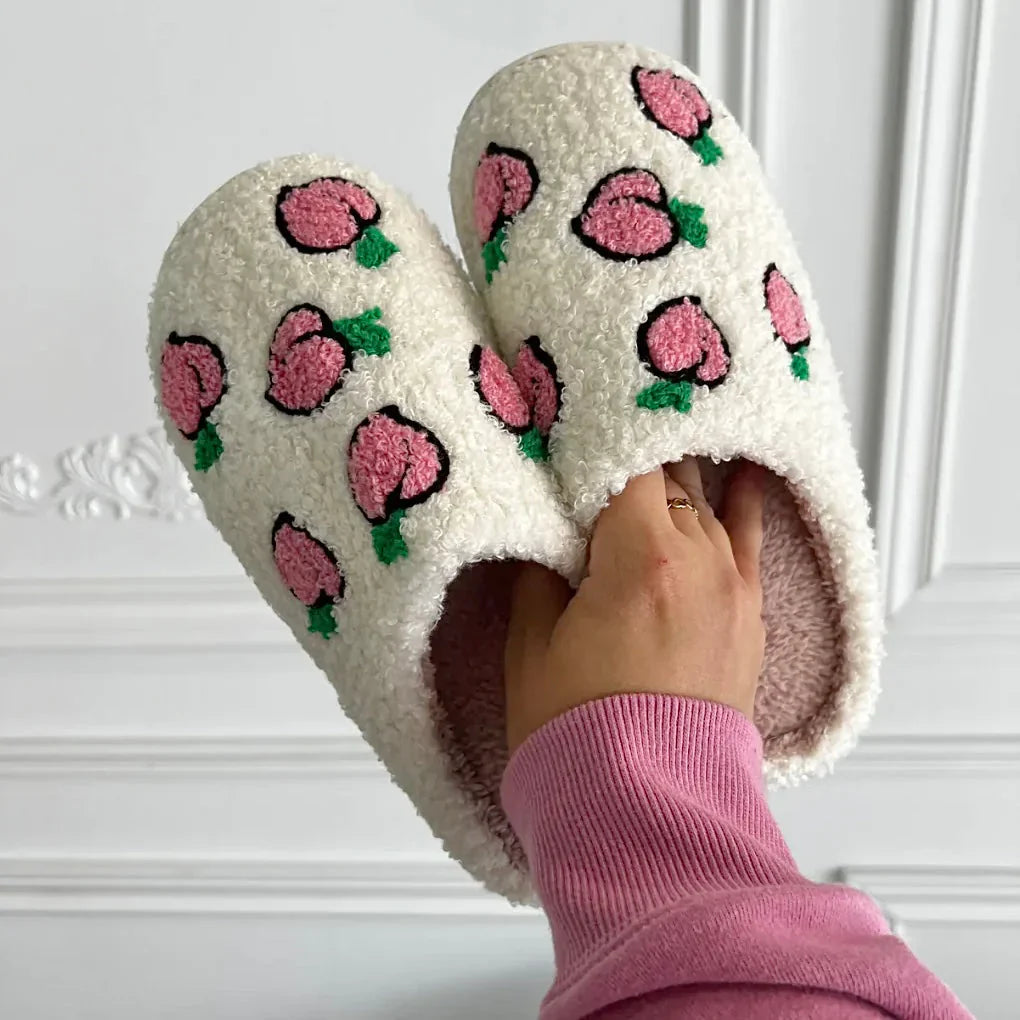 Women’s winter plush slippers, comfortable, non-slip, with fruity patterns