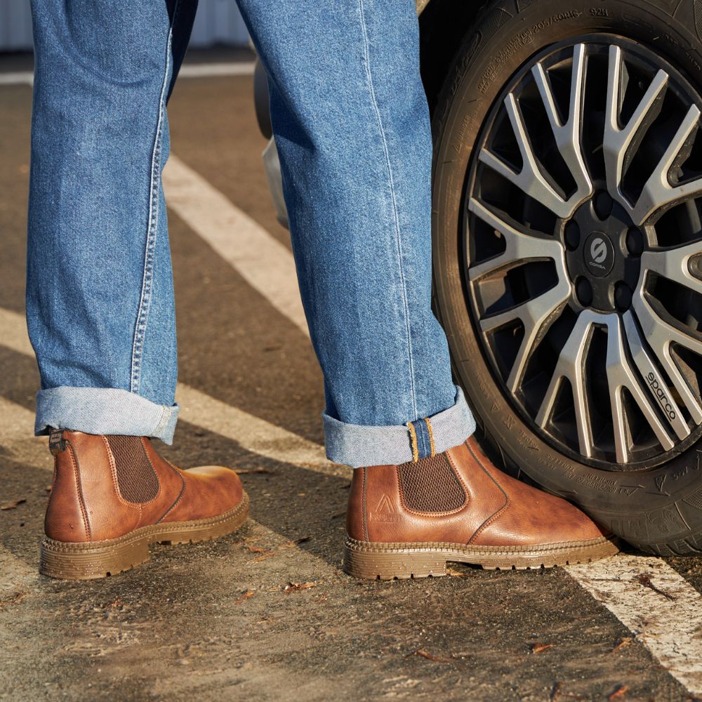 Elvayn | Comfort Fit Leather Chelsea Boots Men