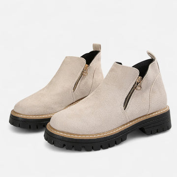 Winter ankle boots with lug sole for women