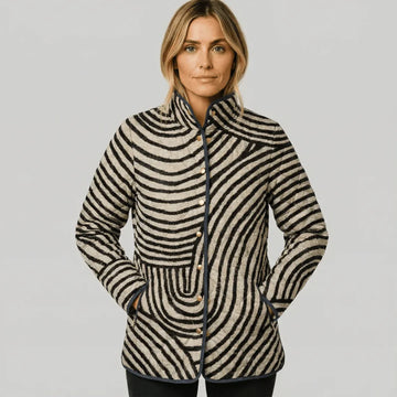 Inaya | Retro Hand-Drawn Circle Design Quilted Jacket